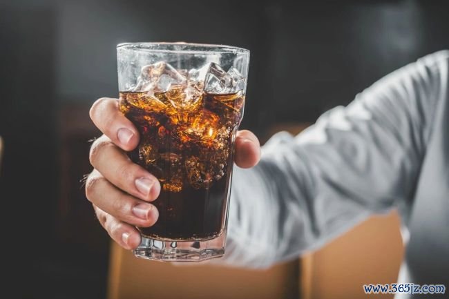 含糖碳酸饮料，大势已去